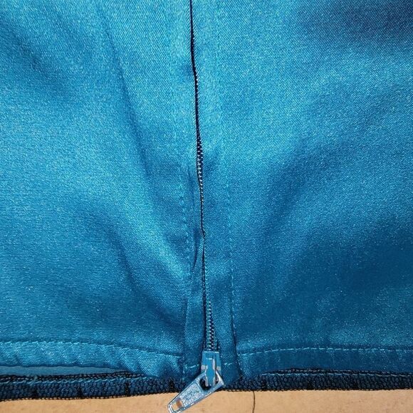 Torrid Retro Vintage Teal Tulle French Dot Overlay Strapless Tube Top 1/1x - Picture 5 of 7